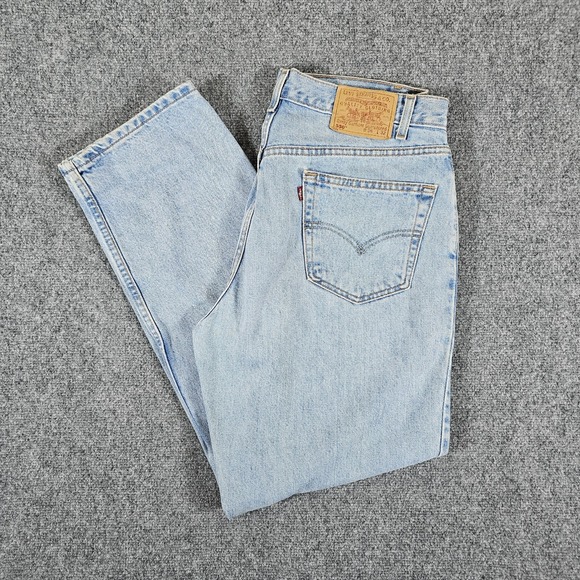 Vintage 2002 Levis 550 Denim Jeans Light Wash Men's Tag 36x32 Actual 34x30 Flaw - Picture 1 of 11